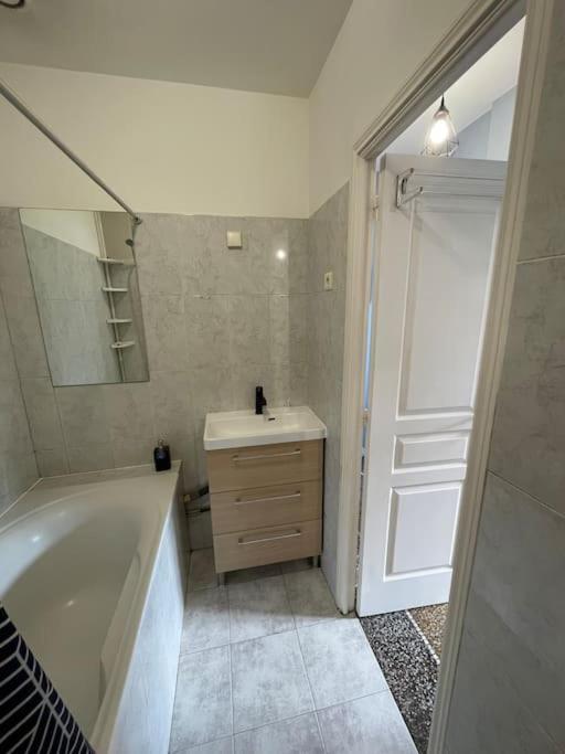 Nice Riviera Fabulous Seaside Apartment With 3 Bedrooms Exteriér fotografie